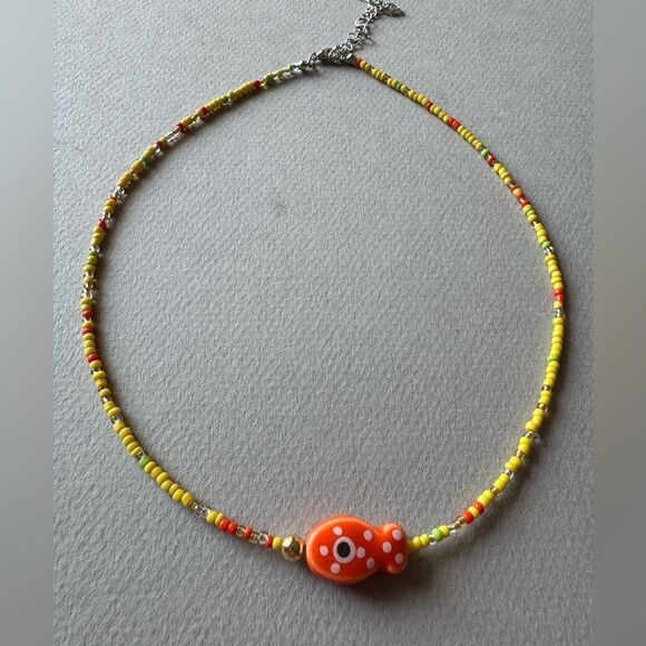 Orange fish Beaded Necklace M515 - Picture 3 of 4